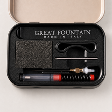Carica l'immagine nel visualizzatore di Gallery, Writer’s Case – Kit di accessori per penne stilografiche