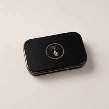 Carica l'immagine nel visualizzatore di Gallery, Writer’s Case – Kit di accessori per penne stilografiche
