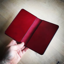 Carica l'immagine nel visualizzatore di Gallery, Pocket Notebook | Leather Cover | Dark Red