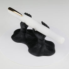 Carica l'immagine nel visualizzatore di Gallery, Mani stampate in 3D | Porta penna