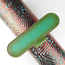 Carica l'immagine nel visualizzatore di Gallery, Custodia per penna in pelle | Vari colori